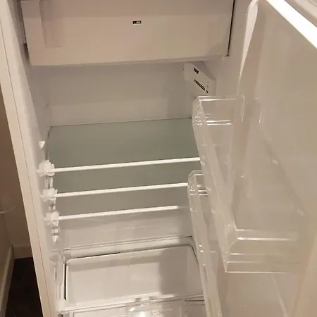 Privé Au Sein D'une Résidence De Famille *