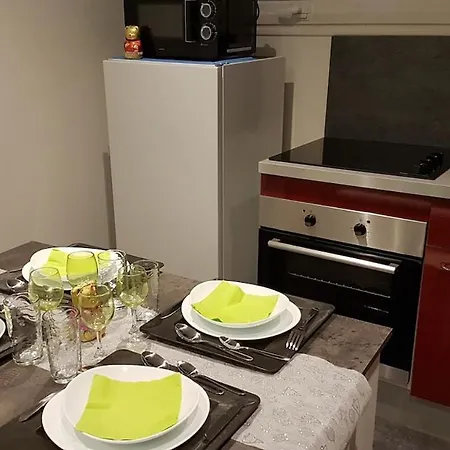 Privé Au Sein D'une Résidence De Famille Cholet
