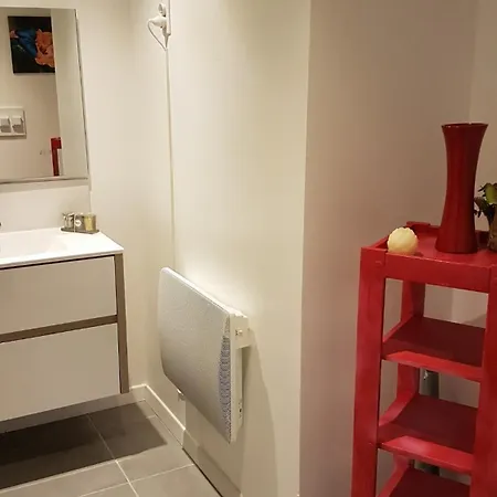 Appartement Privé Au Sein D'une Résidence De Famille Cholet